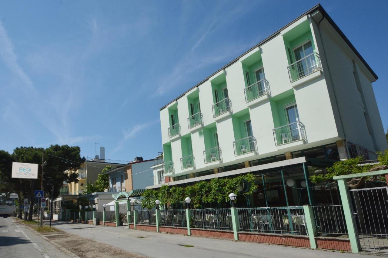 Hotel Maddalena Marina di Ravenna Exteriör bild