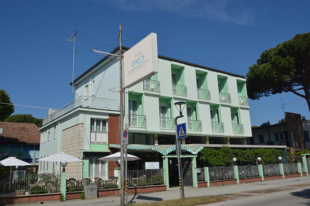Hotel Maddalena Marina di Ravenna Exteriör bild