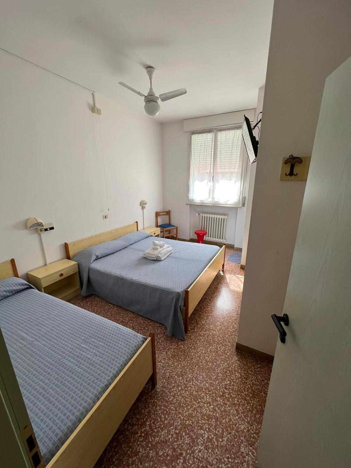 Hotel Maddalena Marina di Ravenna Rum bild