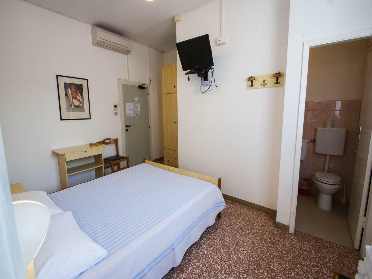Hotel Maddalena Marina di Ravenna Exteriör bild